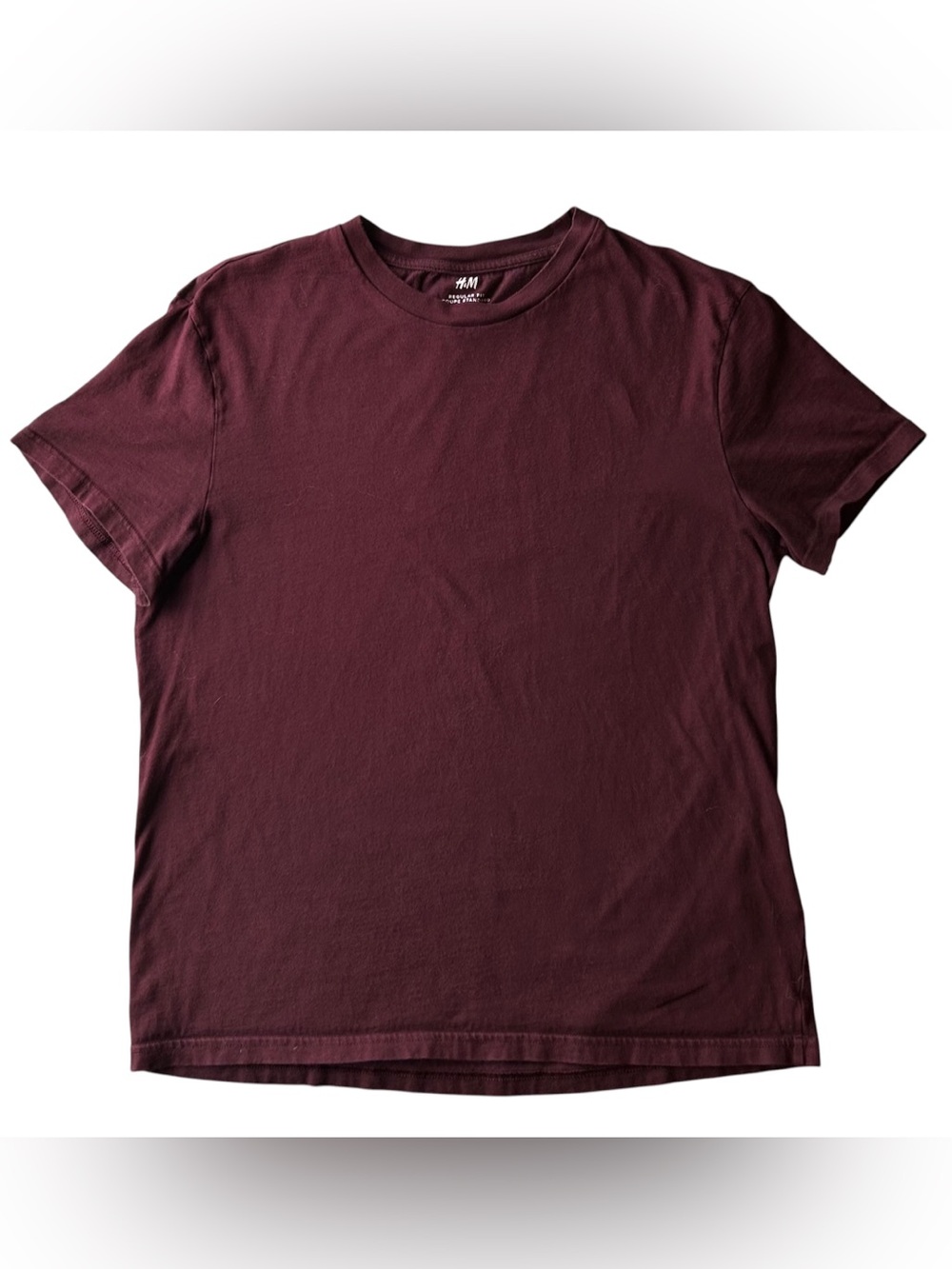 H&M Men’s Burgundy Tee Medium Modern Utility Neo-Minimalism